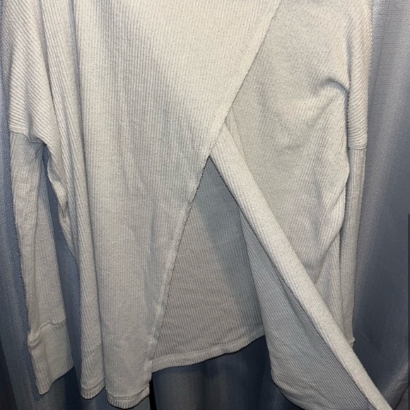 We the Free (Free People) Cowl Neck Sweater Split Back Extremely Soft Small - Picture 4 of 4